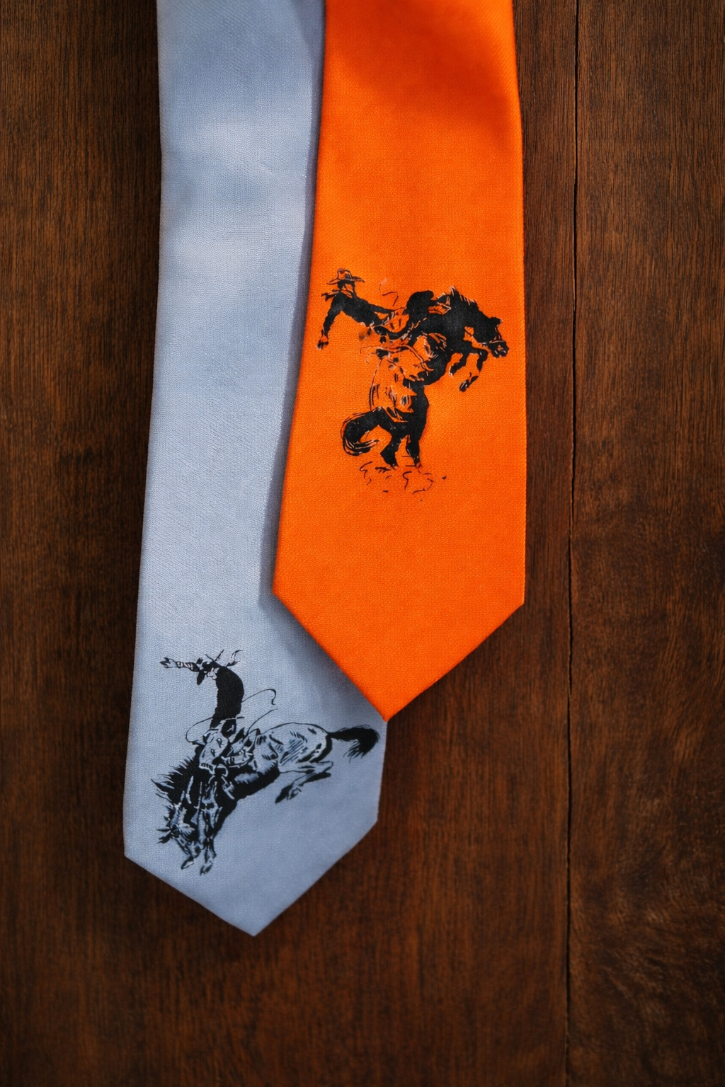 Let ‘er Buck neck tie
